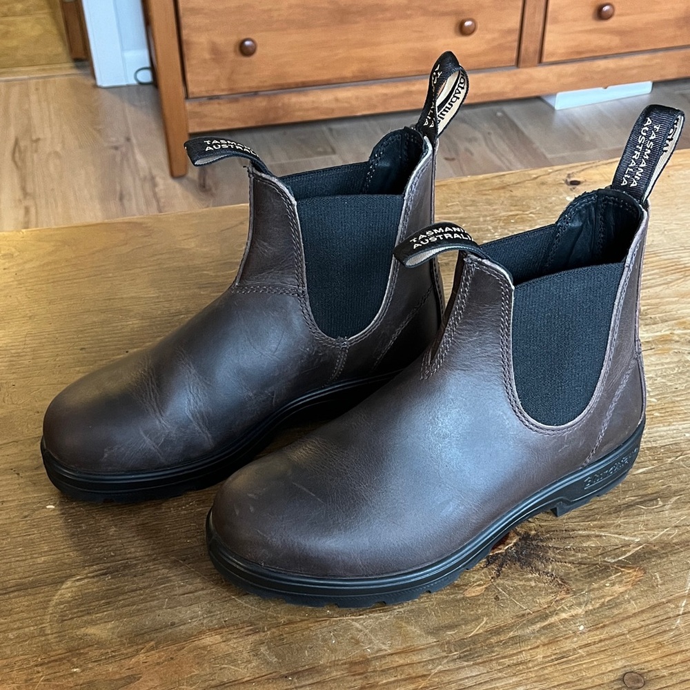 Blundstone Women’s Brown Leather Boots